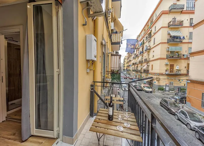 Live Suite Napoli